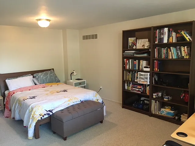 525 Longshore Dr #B — Photo 14