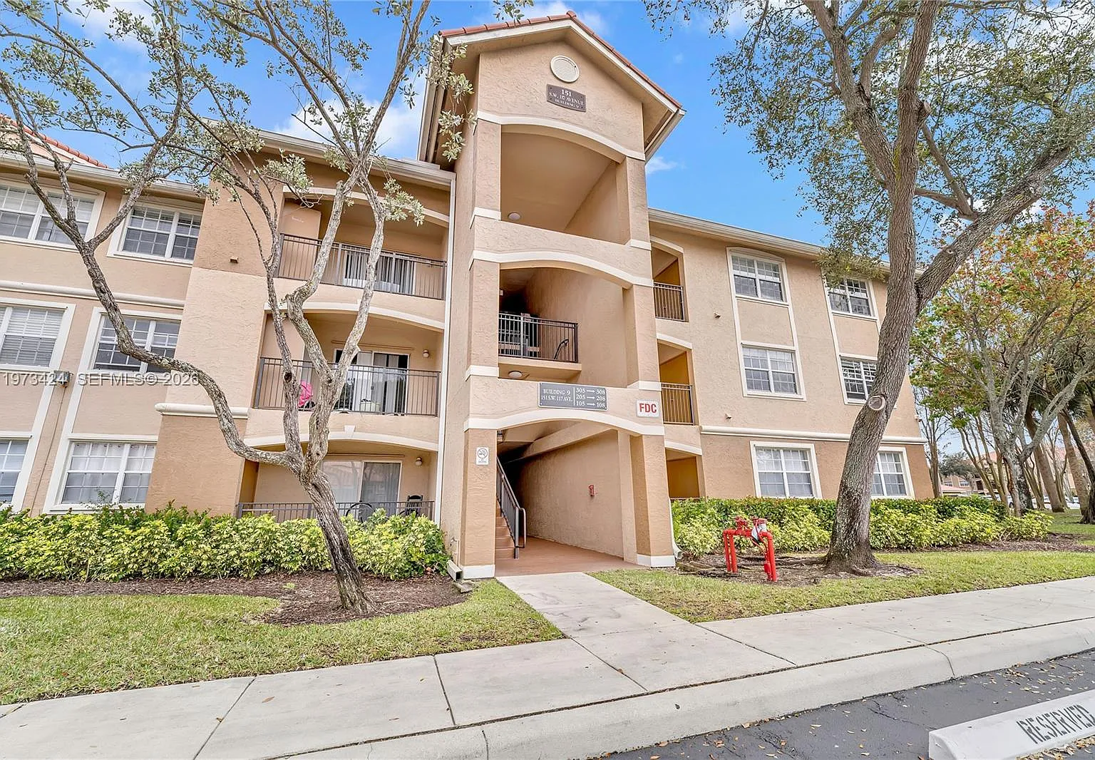 Marquesa Condo — Photo 4