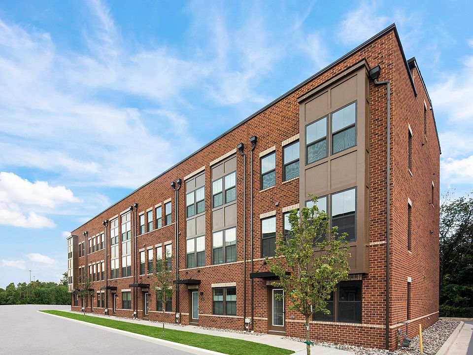 Strauss Urban 4 Story