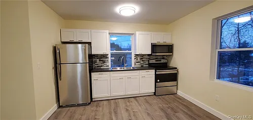 18 Wood Ave #2L Photo 1