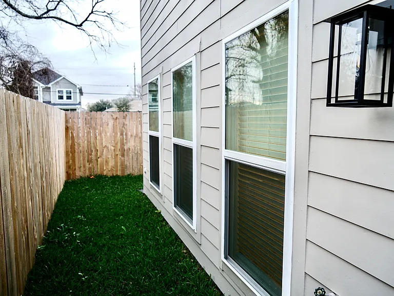 3606 Du Bois St — Photo 25