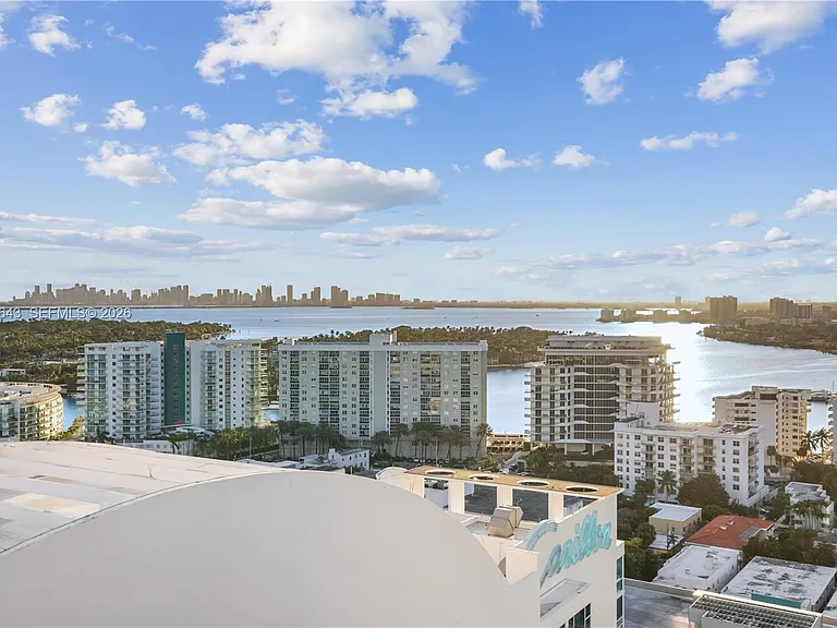 6899 Collins Ave #2208 — Photo 25