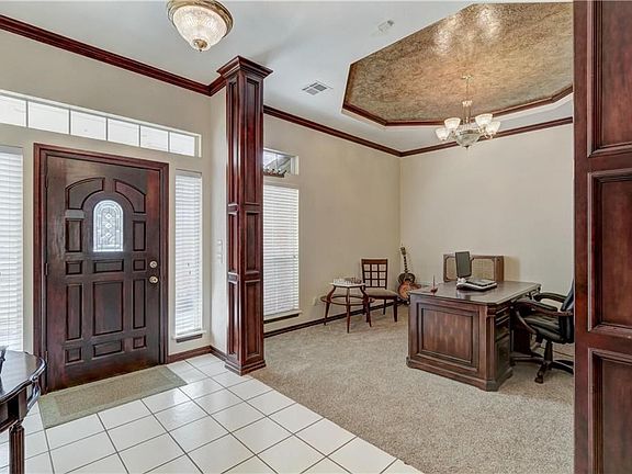 Entry and office or 2nd living area space.