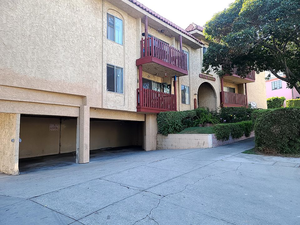 Building Photo 3
