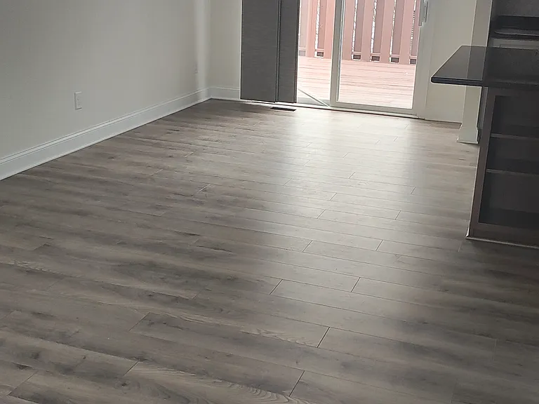 313 Sumption Dr — Photo 9