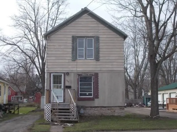736 Orient St, Medina, NY 14103