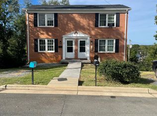 102 Steele Ave, Front Royal, VA 22630