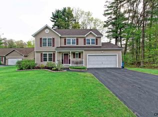 1500 Huck Ct, Schenectady, NY 12303