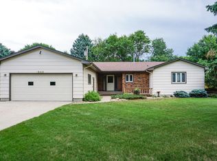1948 McDonald Dr, Huron, SD 57350