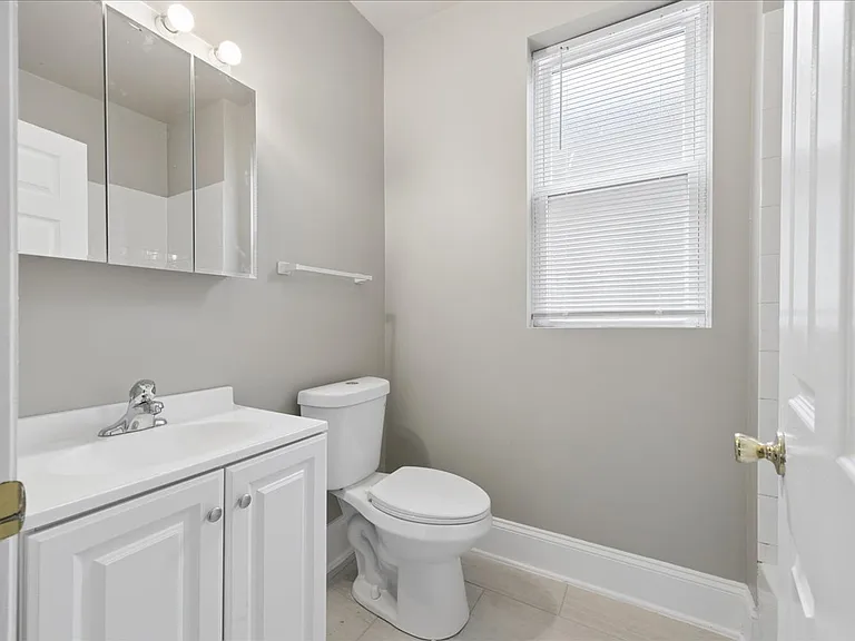 7730 S Essex Ave #1 — Photo 14
