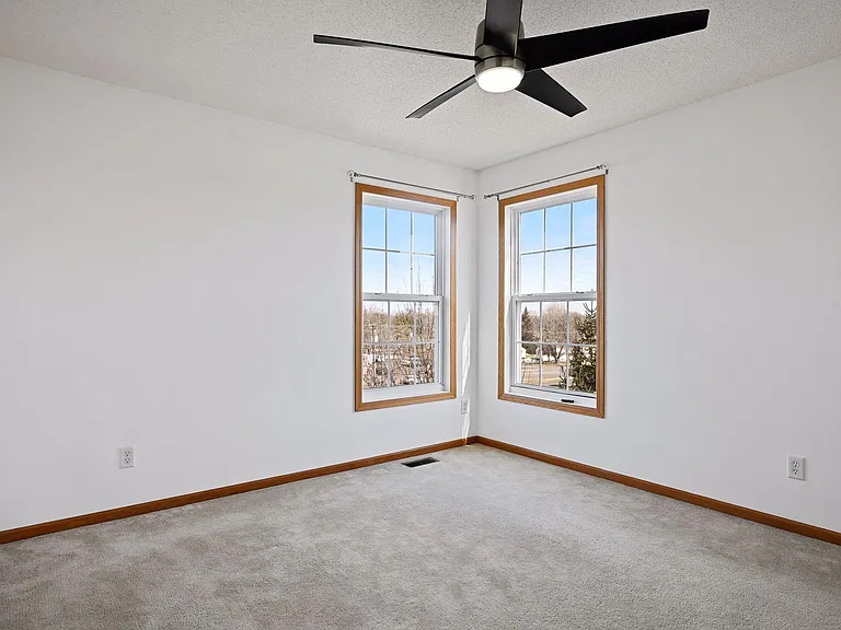 7601 Elm Grove Cir — Photo 12