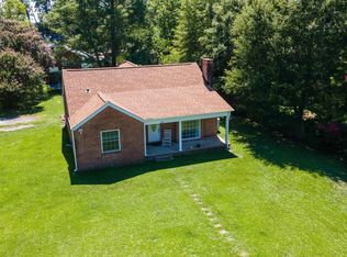 408 E 1st St, Princeton, NC 27569