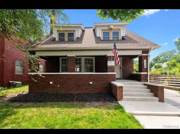 1725 Seyburn St, Detroit, MI 48214