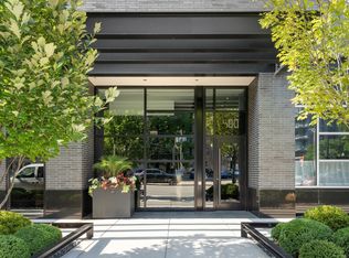 400 W Huron St UNIT 801, Chicago, IL 60654