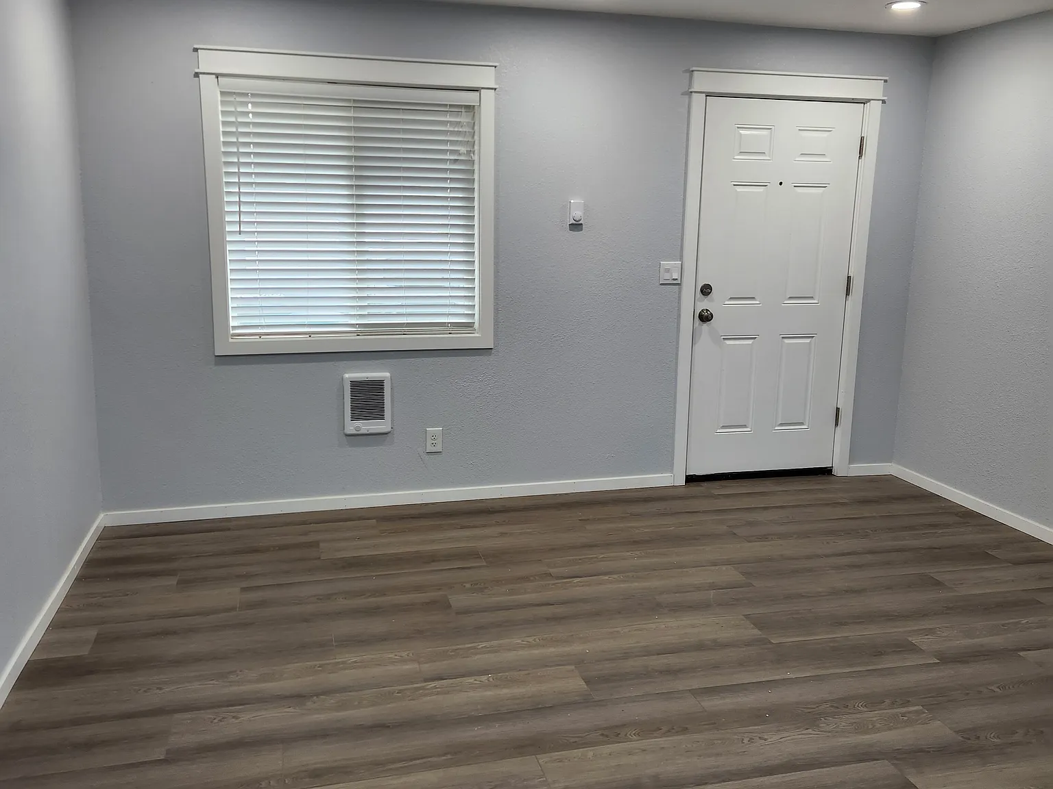 2 bed, 740 sqft, $1,875 — Photo 4