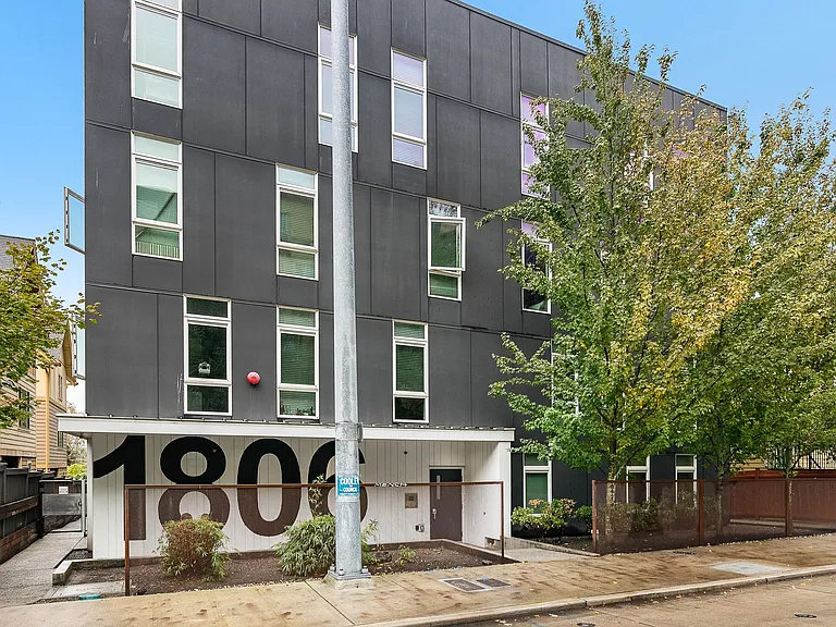 Welcome to 1806 23rd Ave Modern Living in the Heart of Seattle's Central District — Photo 8