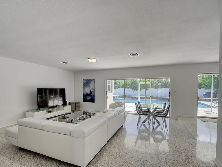 1171 Bimini Ln — Photo 29
