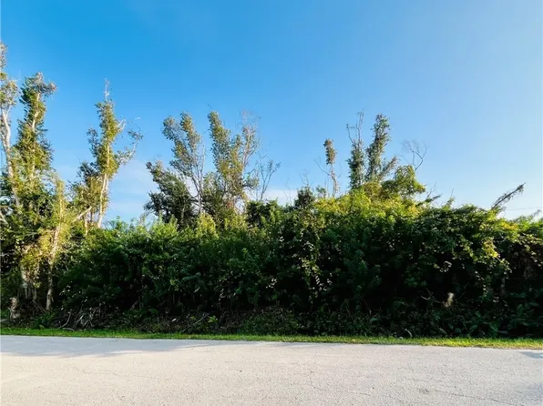 5509 Henley St, Bokeelia, FL 33922