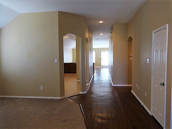 2nd image of 1125 Hearthstone Dr
