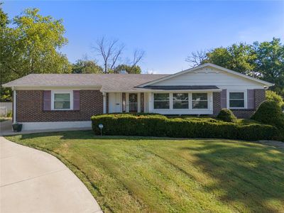 323 Wembley Ln, Ballwin, MO, 63021