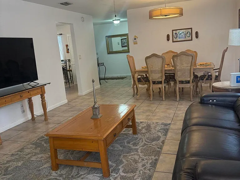 12738 Peconic Ct — Photo 18