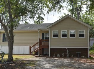 27 Tomahawk Trl, Saint Helena Island, SC 29920