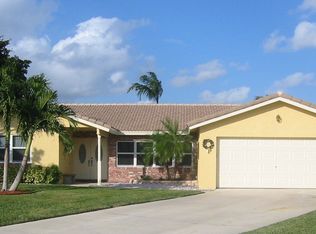 6125 Woodbury Rd, Boca Raton, FL 33433