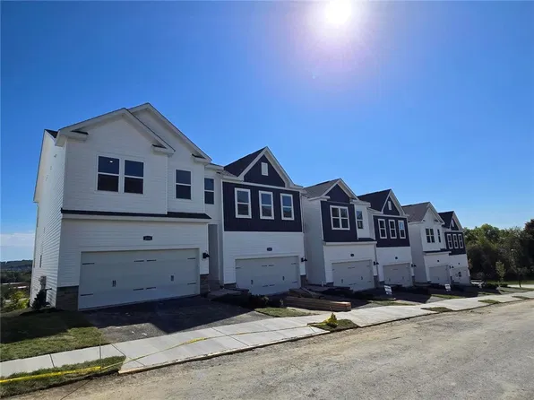 204 Paddock Ln, Harmony, PA 16037