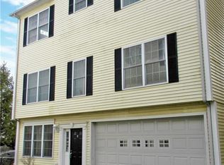 33 Moore St APT 5, Stamford, CT 06902