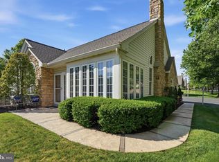 185 Lions Gate Cir, Souderton, PA 18964