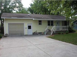 410 S Weaver St, Hesston, KS 67062