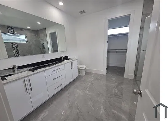 1120 NW 31st Pl — Photo 15