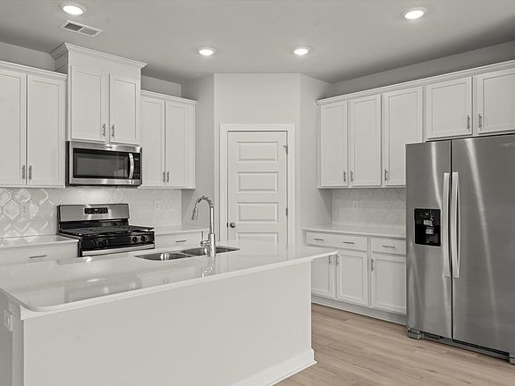 Welcome to the Chatham floorplan at The Farm at Wells Creek - Signature Collection.