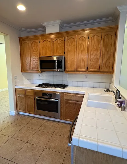 1900 Fallbrook Ln — Photo 16