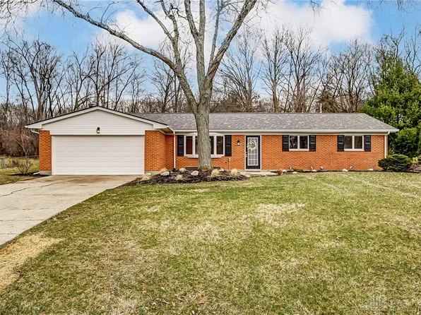 1442 Quail Ln, Dayton, OH 45434
