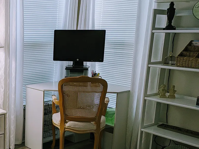 Den Corner desk with extra monitor