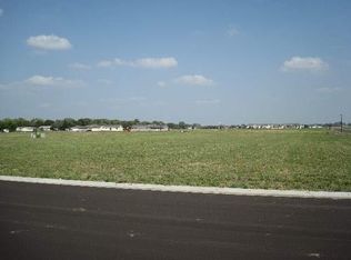 704 Elizabeth St, Marshall, MN 56258