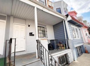 664 E Wensley St, Philadelphia, PA 19134