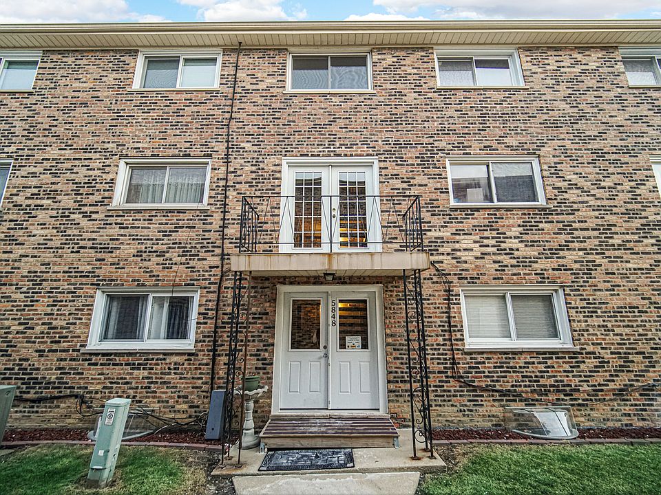 1st image of 5848 W 76th Pl Unit 303
