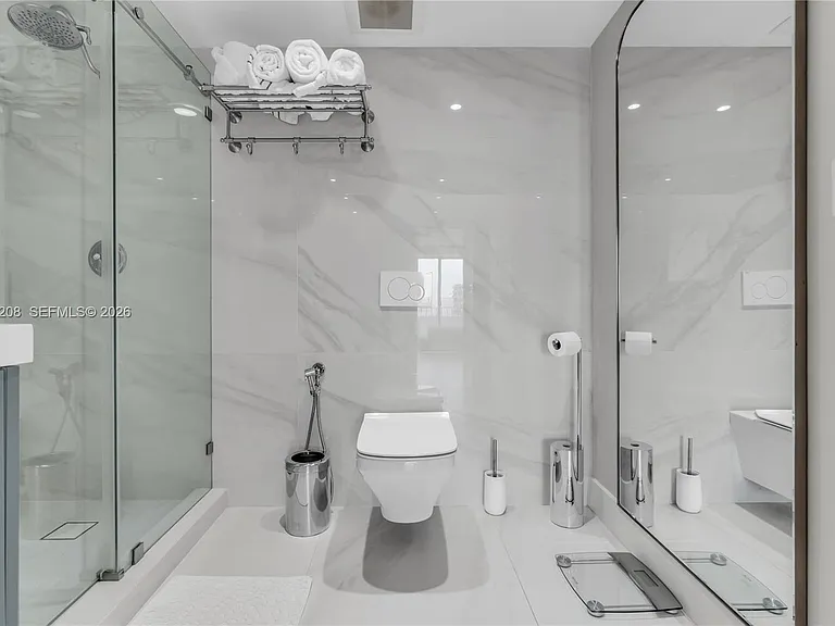 155 Ocean Lane Dr #1105 — Photo 15