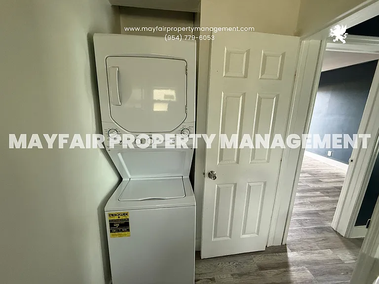 2724 NW 6th Ct #4 — Photo 10