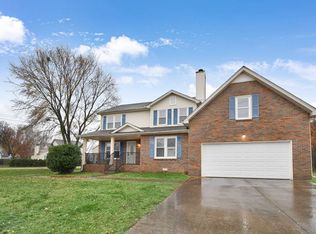 912 Tudor Ln, Clarksville, TN 37042