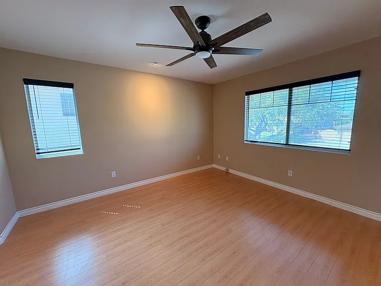 1456 Pinewood Dr — Photo 46