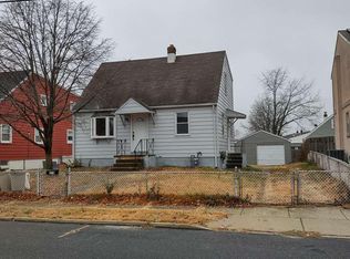 274 Salem Ave, Bellmawr, NJ 08031