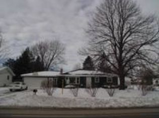 3303 N Meade St, Appleton, WI 54911