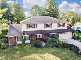 2186 Springmill Rd, Dayton, OH 45440