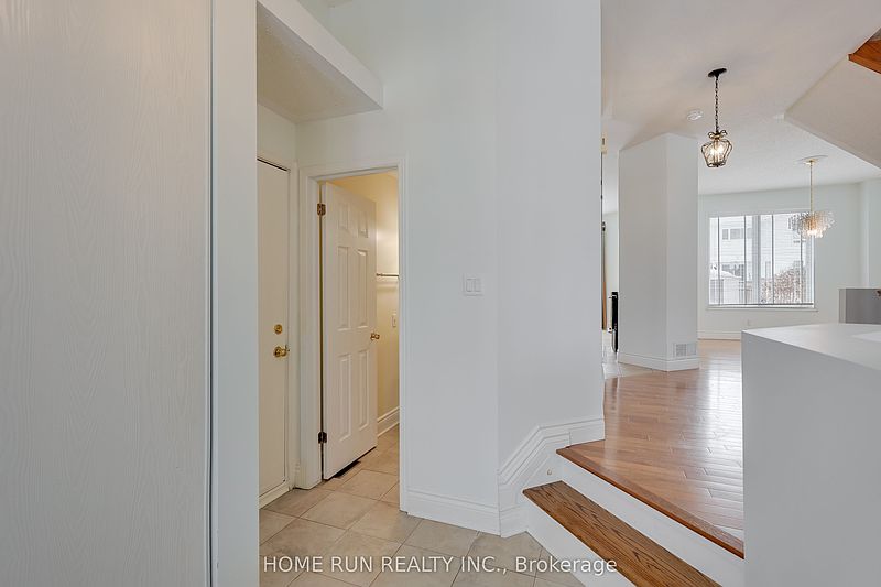 Ottawa House for rent - 4 Bedrooms — photo 3
