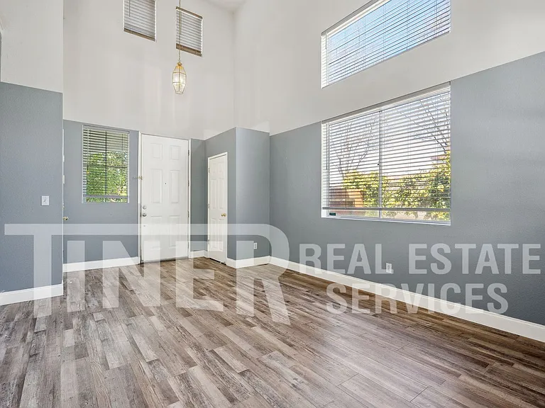 6948 Trailride Way — Photo 7