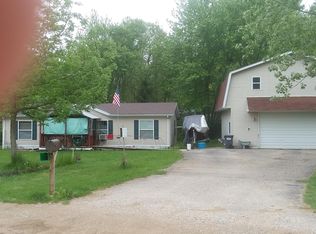 54 Lincoln Ave, South Haven, MI 49090