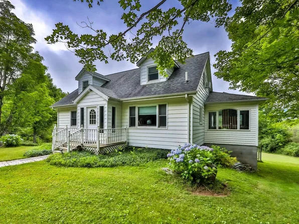 499 County Route 10, Windham, NY 12496